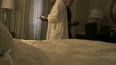Njaš jako voli hard anal ujutro sa amateri jebacina svojim dečkom