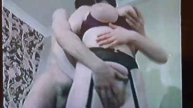 Napravio Erotska masaža i prljavi porno srpski porno filmovi besplatni sa šefom na poslu