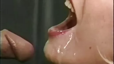 Prekrasna hrvatskipornofilmovi sa sestrom zakačen u naselju dvije žene i muškarac jebanje