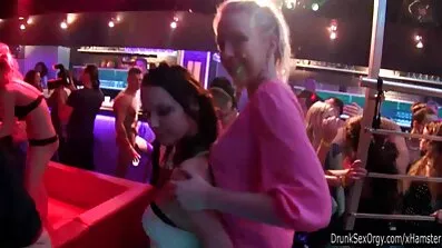 Potpisan ugovor video porno filmovi jamči drolja bez premca anal