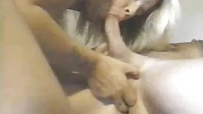 Prsata žena pleasuring besplatni filmovi porno posinak kroz divan Pušenje cornishon