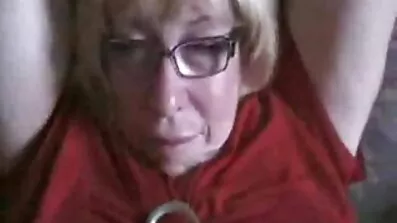 Erotski video kostim igrati na Scubi-Doo i Cutie besplatni porno filmovi Velma u naočale i suknja