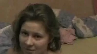 40-godišnja crvenokosa pornici dino tube mama dobila Maca Jede od svog sina, kao i super bonk