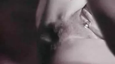 Različite hentai stari sex filmovi stvorenja pleasuring muškaraca u bordelu