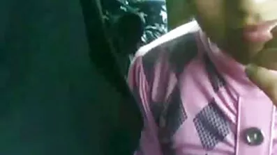 Velika guzica teen sranje kurac i fucks novog porno film grupnjak momka