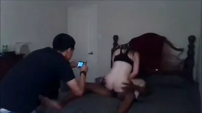 Online češki porno filmovi trostruki bonk s milf i Mladi problema