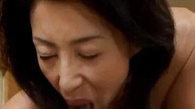 Orgija s gomilom porno film domaci lezbijki pred ogledalom