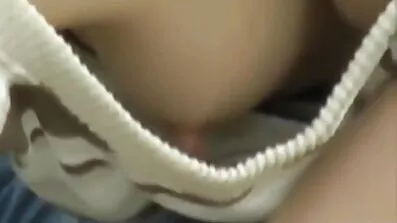 19-godišnja Amerikanka na casting stari porno film pokazuje strast i prima spermu u usta