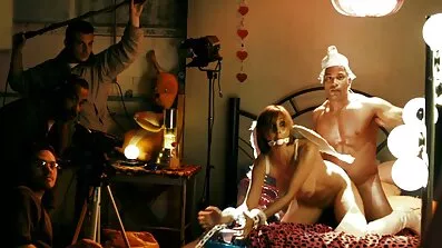 Amaterski porno filmovi grupni seks mladi Asian