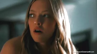 Vožnja autostopom za Charlieja završila je jebanjem u šumi sexi filmovi besplatni s vozačem